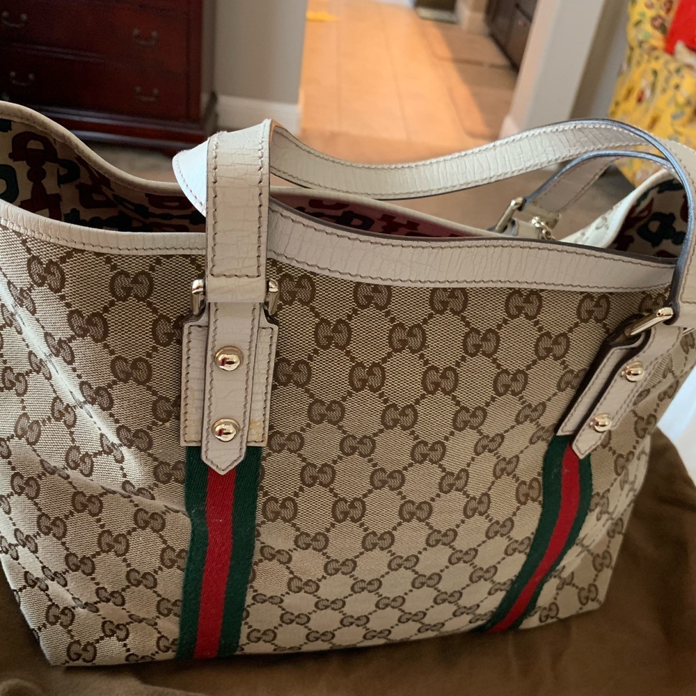 Gucci Tote Bag. - Picture 5 of 8